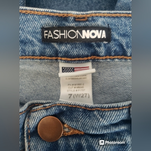 Woman's Fashion Nova Jeans - Sz 7 (W27) - Picture 4 of 5